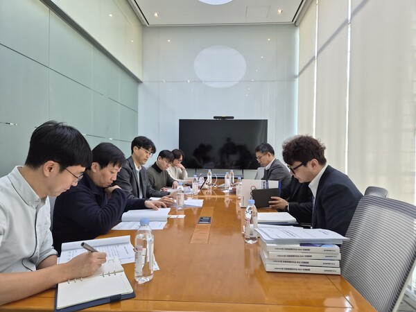 북특별자치도와 대한전문건설협회 전북특별자치도회는 도내 대형 건설사업의 지역업체 하도급 참여율 60% 이상지역자재·장비·인력 사용률 80% 이상을 확대하기 위해 인천 포스코이앤씨 본사를 방문했다고 20일 밝혔다. /대한전문건설협회 전북특별자치도회